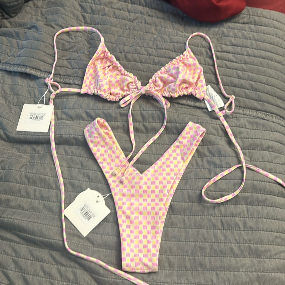 Kulani kinis watermelon sugar bikini set size small new with tags